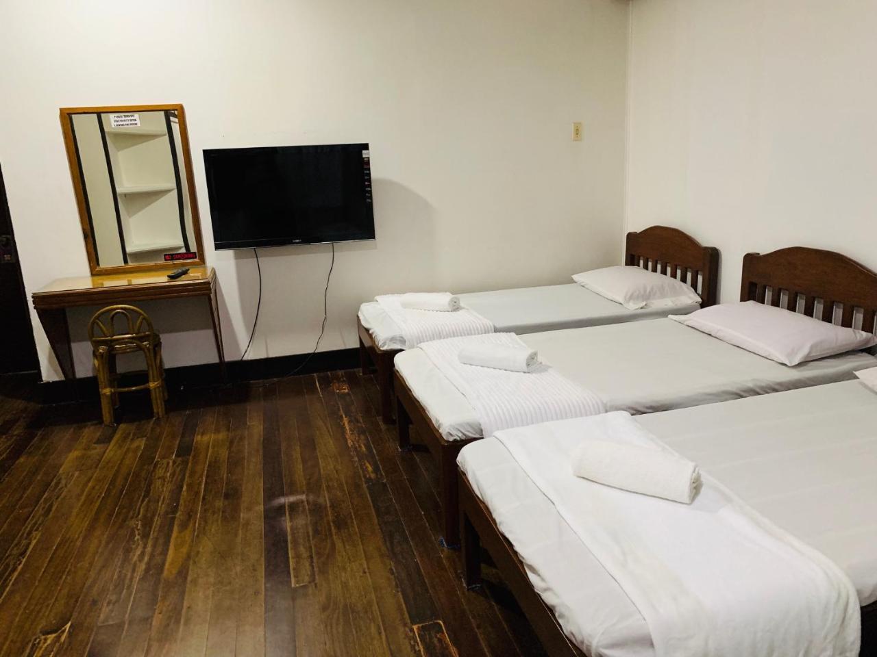 Matutina Pensionne Puerto Princesa Exteriör bild