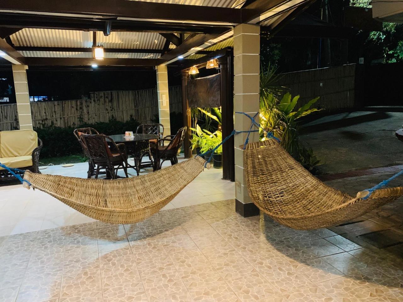 Matutina Pensionne Puerto Princesa Exteriör bild