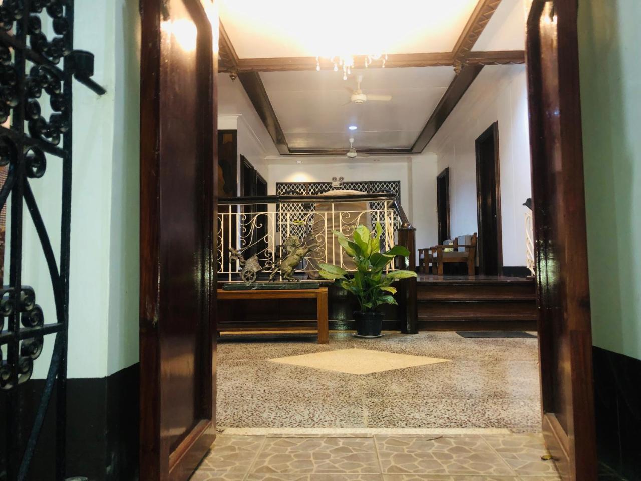 Matutina Pensionne Puerto Princesa Exteriör bild