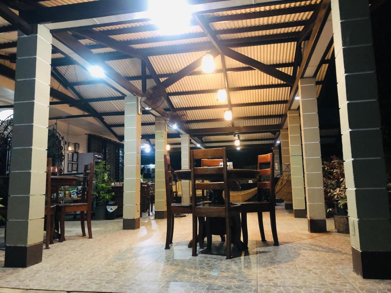 Matutina Pensionne Puerto Princesa Exteriör bild
